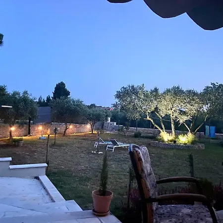 Haus Oliveto Ferienhaus Peroj