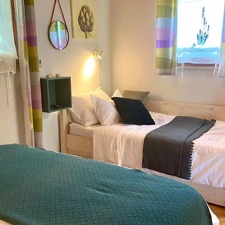 Haus Oliveto 펜션 *